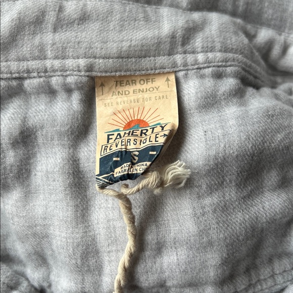 Faherty Belmar Reversible Shirt Grey Small Button Up Collared Small - Picture 4 of 4